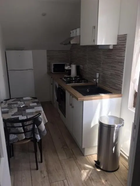 Joli Studio 21 M2 Avec Parking Prive Apartment Aix-les-Bains